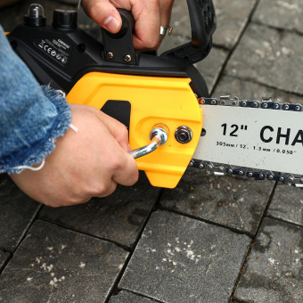 Электрическая цепная пила Deko DKCHS 20 (085-2000) от магазина РЭССИ