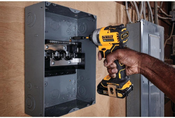 Шуруповерт DeWalt DCF809N-XJ аккум. патрон:шестигр.1/4" от магазина РЭССИ