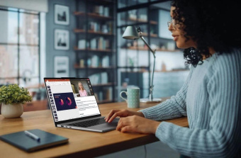 Ноутбук Lenovo IdeaPad 5 Pro 14AHP9 Ryzen 5 8645HS 16Gb SSD1Tb NVIDIA GeForce RTX 3050 6Gb 14" OLED 2.8K (2880x1800) noOS grey WiFi BT Cam (83D30028RK) от магазина РЭССИ