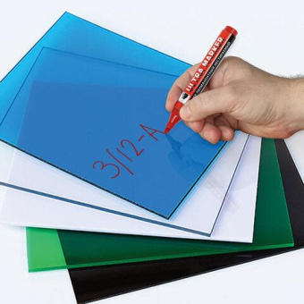Перманентный маркер BRAUBERG ULTRA MARKER красный 3.5 мм с клипом 152205 от магазина РЭССИ