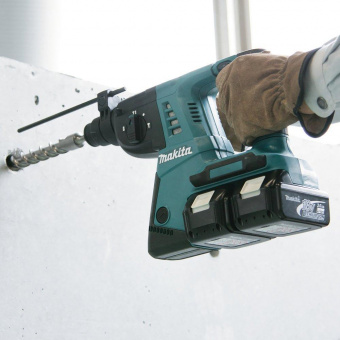 Перфоратор Makita DHR263RF4 патрон:SDS-plus уд.:2.5Дж аккум. (кейс в комплекте) от магазина РЭССИ