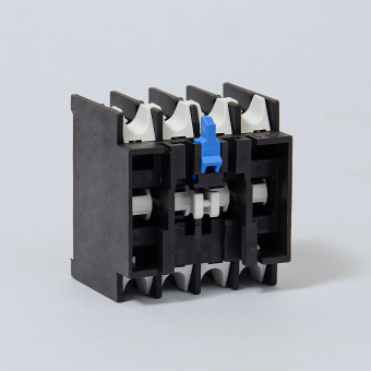 Приставка контактная (для NC1 и NC2) F4-xx (22 2NO+2NC 257030) от магазина РЭССИ