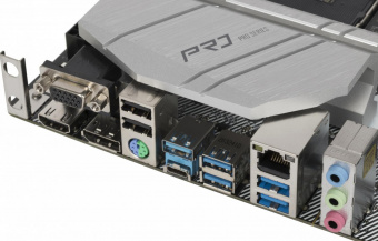 Материнская плата Asrock B550M PRO4 Soc-AM4 AMD B550 4xDDR4 mATX AC`97 8ch(7.1) GbLAN RAID+VGA+HDMI+DP от магазина РЭССИ