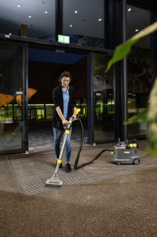 Пылесос моющий Karcher Professional Puzzi 8/1 Adv 1200Вт серый от магазина РЭССИ