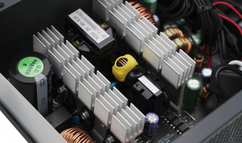 Блок питания Deepcool ATX 750W PF750 80 PLUS WHITE 24+2x(4+4) pin APFC 120mm fan 6xSATA RTL от магазина РЭССИ