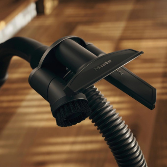 Пылесос Miele Boost CX1 125 Edition Obsidian черный от магазина РЭССИ