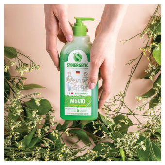 Жидкое биоразлагаемое мыло для мытья рук и тела Synergetic Луговые травы 500 мл 4613720438976 105053/14 от магазина РЭССИ