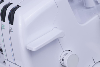 Оверлок Brother M1034DLE белый от магазина РЭССИ