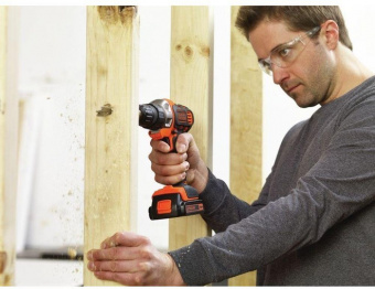 Дрель-шуруповерт Black+Decker MT218KB-QW аккум. патрон:быстрозажимной (кейс в комплекте) от магазина РЭССИ