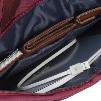 Сумка для ноутбука 15.6" Riva 8335 красный полиэстер (8335 RED) от магазина РЭССИ