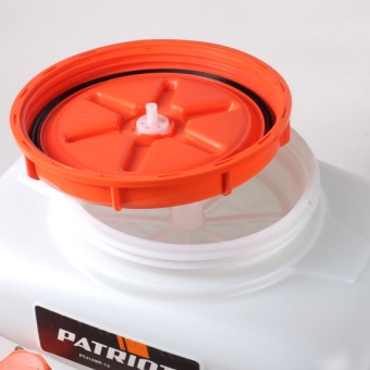 Опрыскиватель Patriot 415WF-12 бенз. ранц. 14л оранжевый (755302477) от магазина РЭССИ