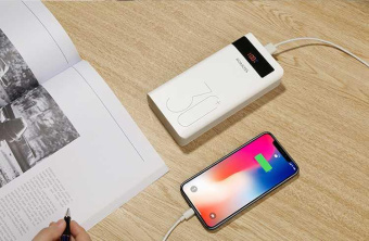 Мобильный аккумулятор Romoss Sense 8P+ 30000mAh QC 3A белый от магазина РЭССИ