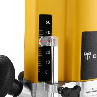 Фрезер Deko DKR1600E 1600Вт 30000об/мин макс.ход:52мм от магазина РЭССИ