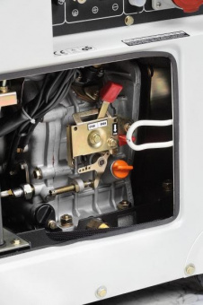 Генератор Hyundai DHY 6000SE-3 5.5кВт от магазина РЭССИ