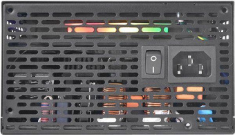 Блок питания Thermaltake ATX 1000W Toughpower iRGB Plus 80+ gold (24+8+4+4pin) APFC 140mm fan color LED 12xSATA Cab Manag RTL от магазина РЭССИ