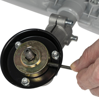 Триммер бензиновый Ставр ТБ-1500 1500Вт 2л.с. неразбор.штан. реж.эл.:леска/нож от магазина РЭССИ