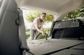 Строительный пылесос Karcher WD 2 Plus V-12/4/18 1000Вт (уборка: сухая/сбор воды) желтый от магазина РЭССИ