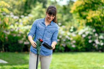 Триммер электрический Bosch EasyGrassCut 18-26 аккум. разбор.штан. реж.эл.:леска от магазина РЭССИ