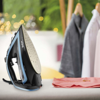 Утюг Tefal FV5695E1 3000Вт черный/голубой от магазина РЭССИ