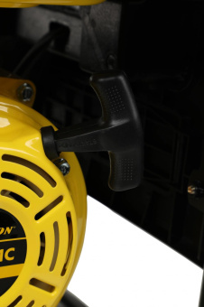 Генератор Champion GG3301C 3.1кВт от магазина РЭССИ