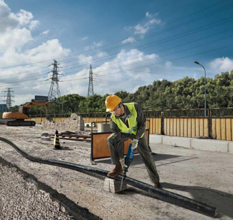 Сабельная пила Bosch GSA 120 1200Вт 3000ход/мин (06016B1020) от магазина РЭССИ